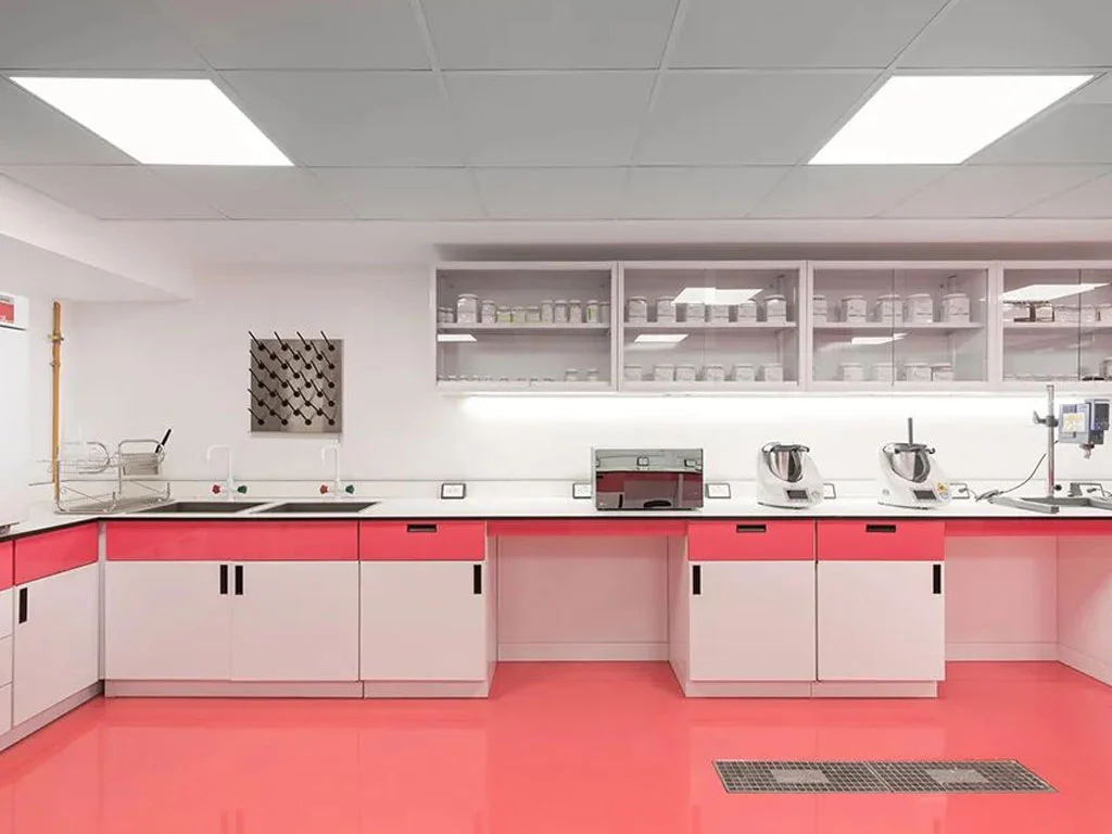 Cleanroom Furniture 2